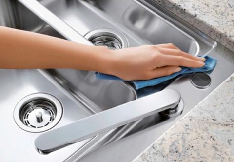 Cách vệ sinh chậu rửa bát inox